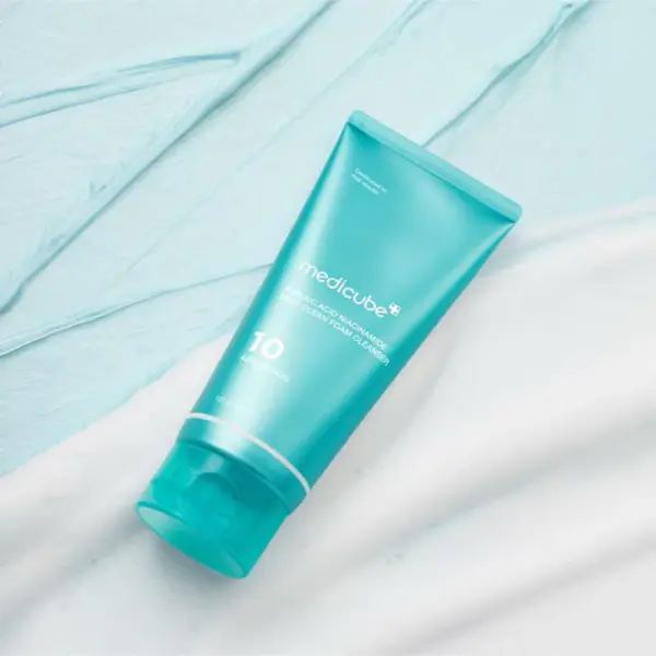 Medicube Azelaic Acid Niacinamide Deep Clean Foam Cleanser