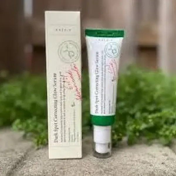 Axis-Y Dark Spot Correcting Glow Serum (50ml)