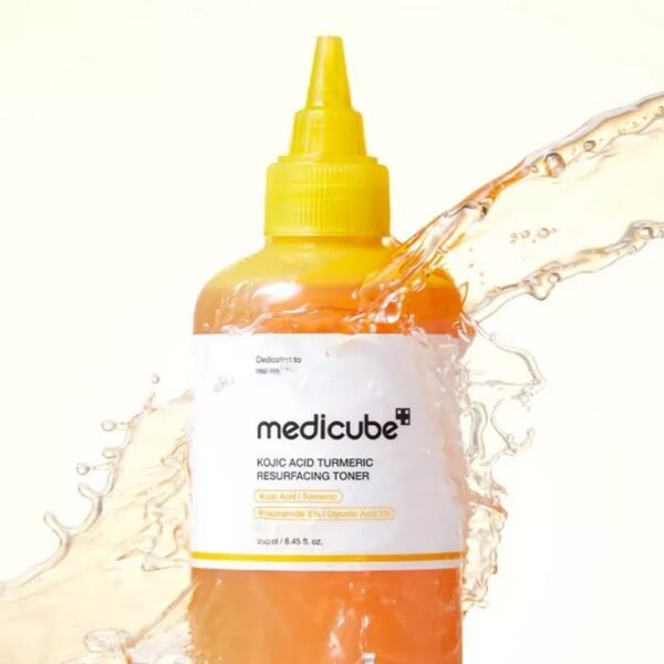 Medicube – Kojic Acid Turmeric Resurfacing Toner, 250 ml Medicube – Kojic Acid Turmeric Resurfacing Toner, 250 ml