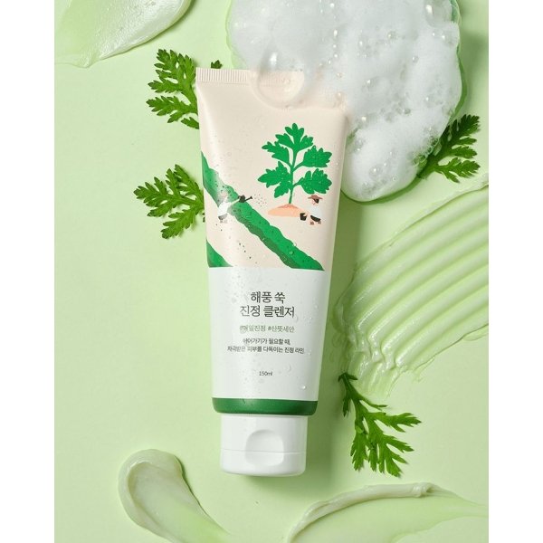 ROUND LAB Mugwort Calming Cleanser (1) ROUND LAB Mugwort Calming Cleanser (1)