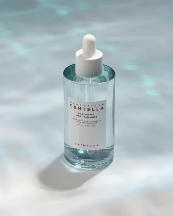 MADAGASCAR CENTELLA HYALU-CICA FIRST AMPOULE